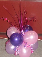 Cluster of 8 balloons with star spray